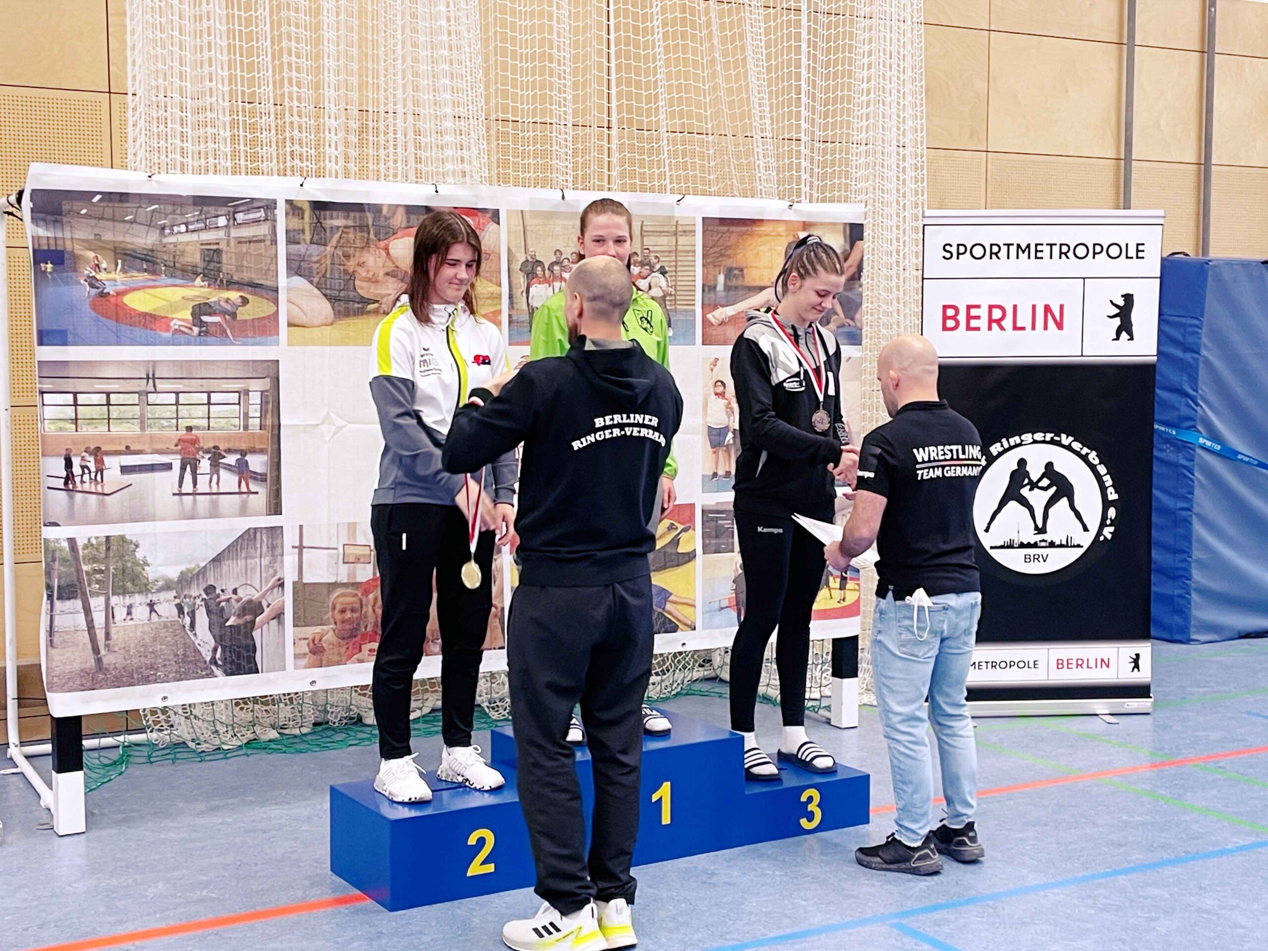 batch IMG 0455 scaled - Mitteldeutsche Meisterschaften weiblicher Ringkampf 2022